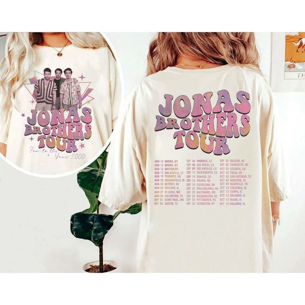Jonas Brothers In Pink Five Albums One Night 2 Sided Music Fan T-Shirt